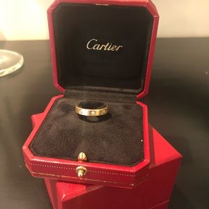 8 diamond 18k gold love ring